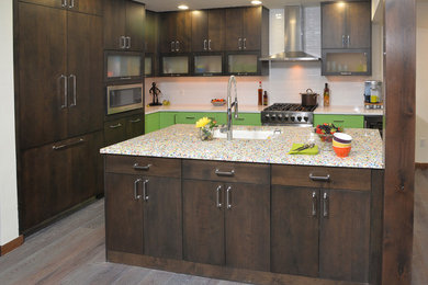 Kitchen - kitchen idea in Denver