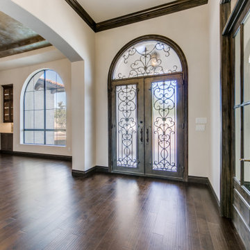 Spanish/Mediterranean: 5,326 ft²/3 bd/3.5 bth/1.5ST
