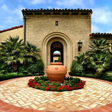 Frontyard/backyard