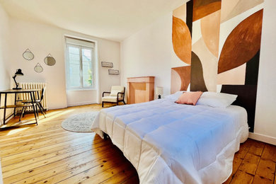 Inspiration pour une grande chambre design.