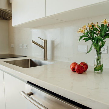 Contemporary Kitchen Update With an Extension Table