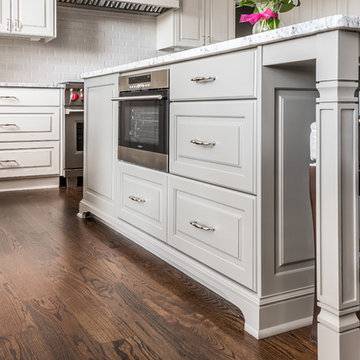 A Kitchen for Family and Entertaining