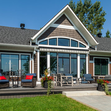 Ottawa River Cottage with a View