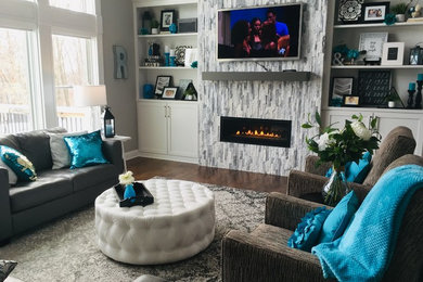 Turquoise living room