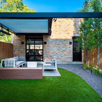 North Center Serene Landscape & Deck