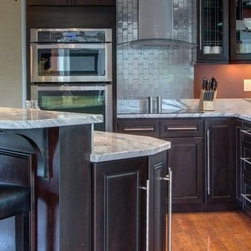 Espresso Maple Kitchen - Kitchen Cabinetry