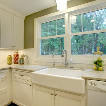 Deephaven Cottage
