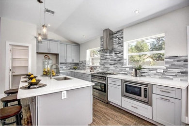 Inspiration for a contemporary kitchen remodel in Phoenix