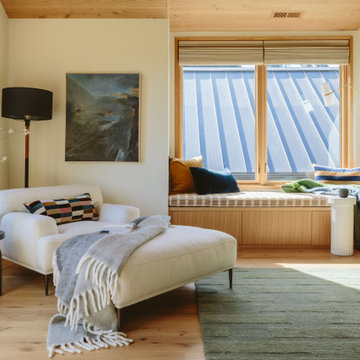 EMILY HENDERSON'S RIVER HOUSE