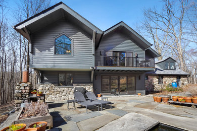 Country exterior home photo in New York