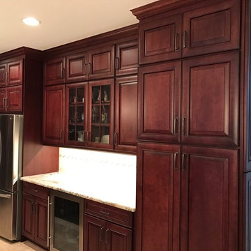 Dark Wood Traditional Kitchen | Freehold, NJ