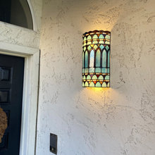 Light fixtures