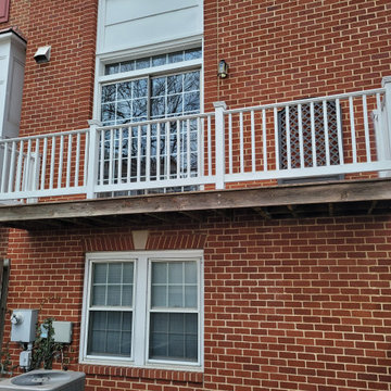 Wood Deck Railing
