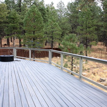 Trex deck with Cable Handrail