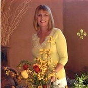 Angie Hall's photo