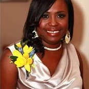 Sharon Marshall's photo