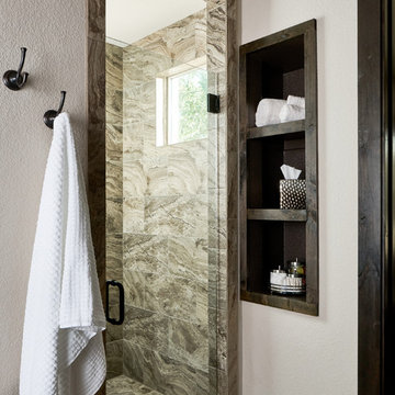 Cliff House: Bathroom