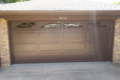 Double Steelback Garage Door with Windows and inserts