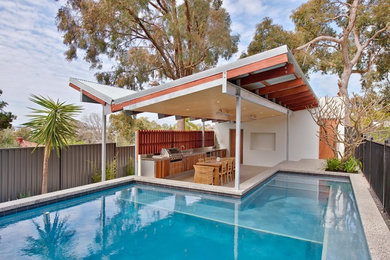 outdoor alfresco kitchen pool area design