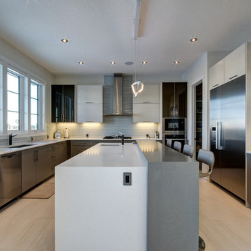 Custom | Modern | Calgary