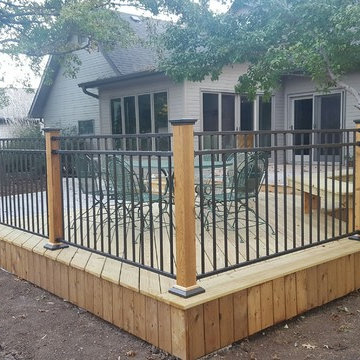 Hesston - Deck