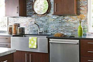 Kitchen - modern kitchen idea in Other