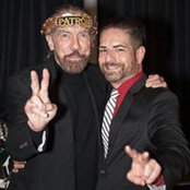 Lee Caro's photo