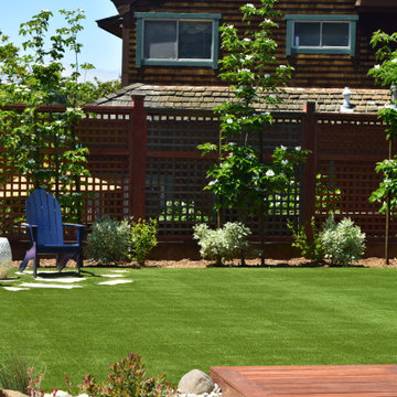Spacious Garden with patio and lawn