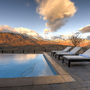 Negative Edge Pool/BBQ Area Draper, Utah #1