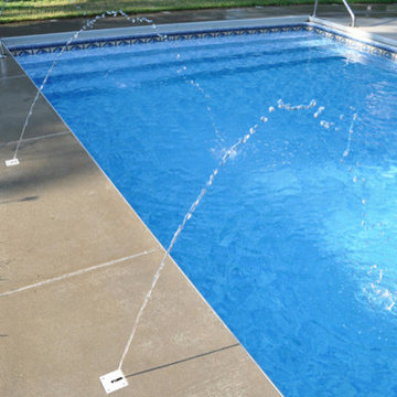 Deck Jets - Vinyl-Lined Swimming Pool
