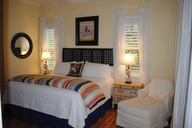 Inspiration for a timeless bedroom remodel in Atlanta