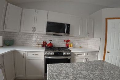 Inspiration for a kitchen remodel in Edmonton