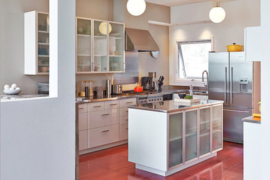Example of a kitchen design in San Francisco