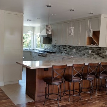 Kitchen & Entry finished