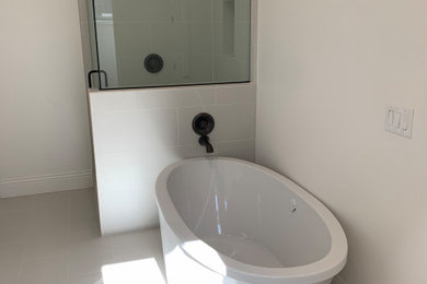 Bathroom - bathroom idea in San Francisco