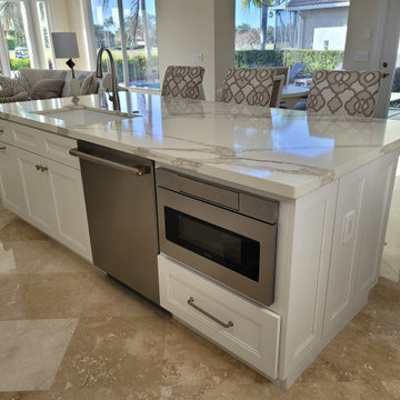 Island/Dishwasher/Microwave/Sink and garbage disposal