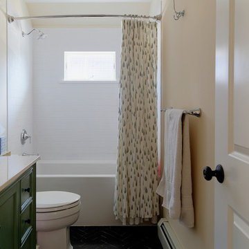 Shared family bath