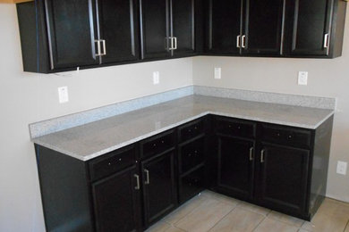 Inspiration for a kitchen remodel in Phoenix with granite countertops