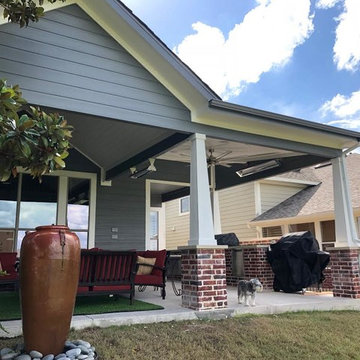 Outdoor Kitchen & Patio