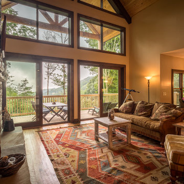 Rustic Retreat in Lost Creek