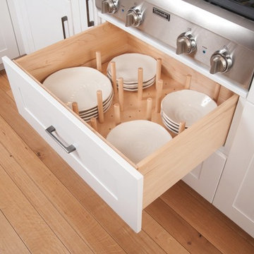 Under-rangetop Drawer with Plate Pegs
