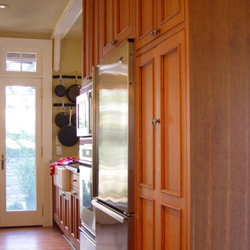 Convenient pantry