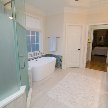 A serene spa masterbathroom