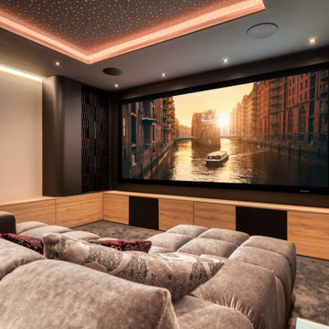 Storage Cinema
