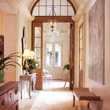Breezeway/Hall