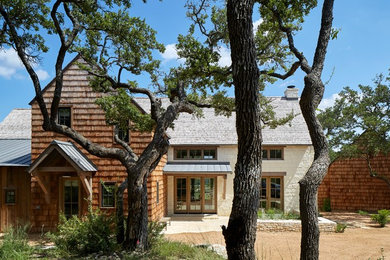 Example of an exterior home design in Austin