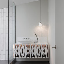 Bathrooms M10