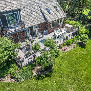 Deer Park Composite Deck with TimberTech® Reserve Driftwood & Westbury Bella Cav