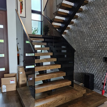 Center Stringer Staircases