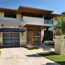 Modern Beach House Exterior